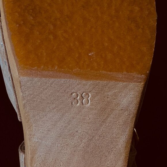 Bryr Emma Cross-Over Clogs Bone Nubuck Suede Sandals Size 38/ 8 Orthopedic USA - Picture 9 of 11